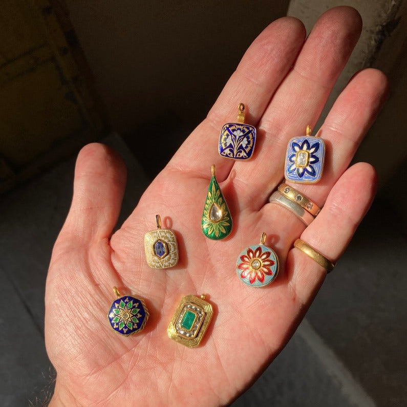 Diamond & Tanzanite Double Sided Pendant.