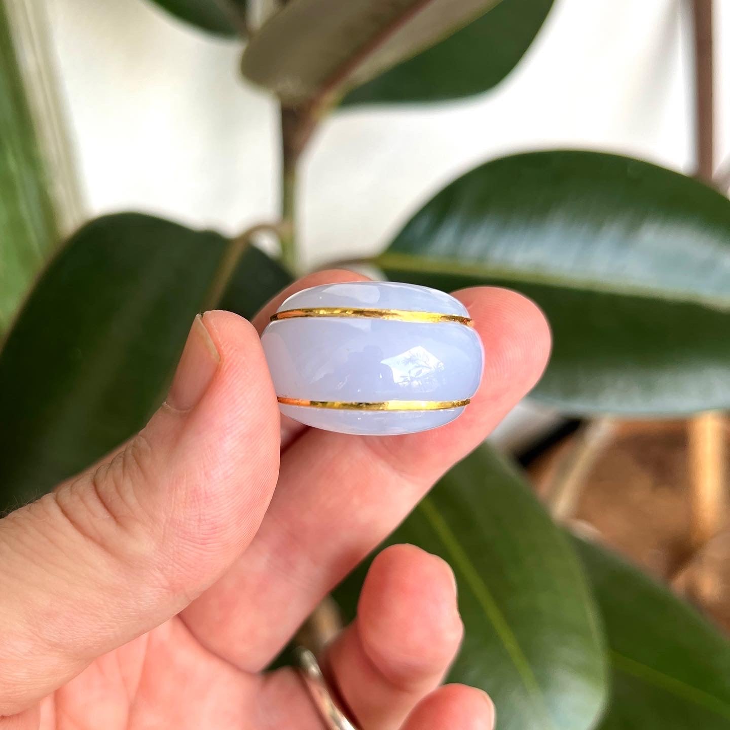 Carved Blue Chalcedony Kundan Ring Suzanne Belperron