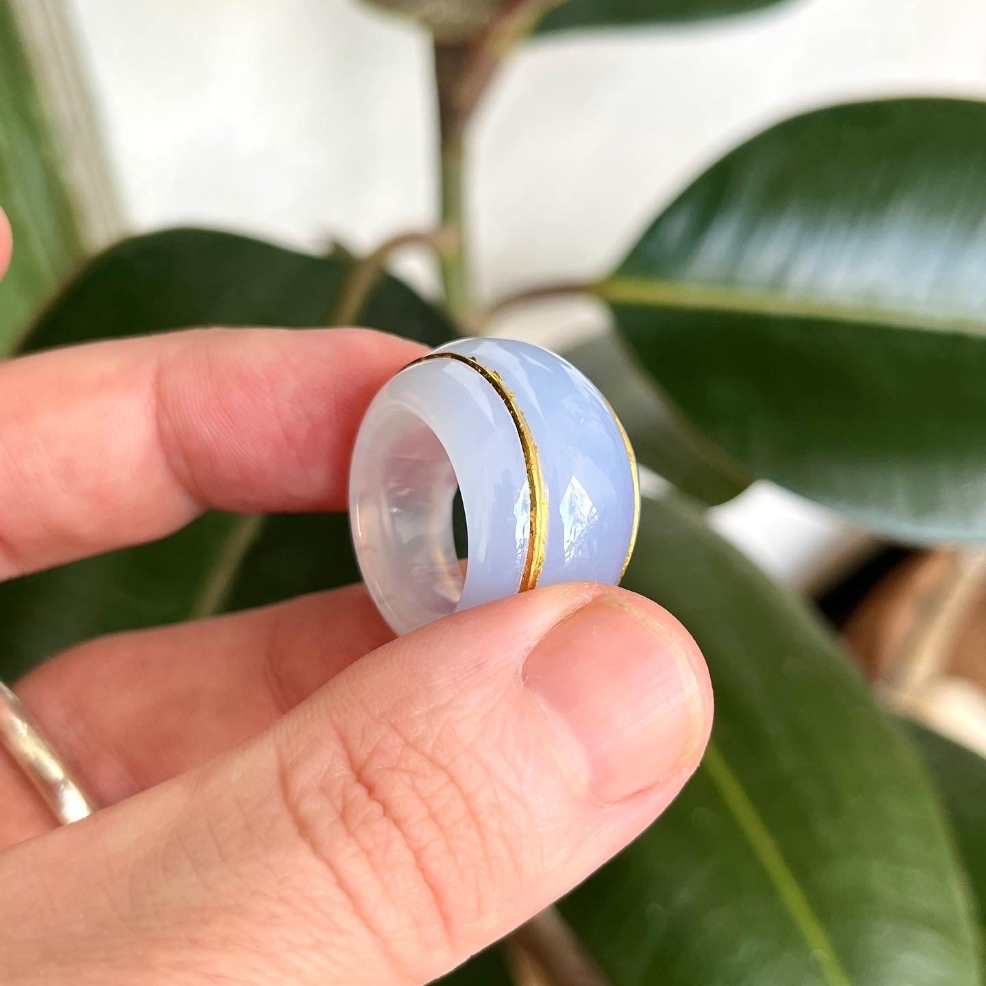 Carved Blue Chalcedony Kundan Ring Suzanne Belperron