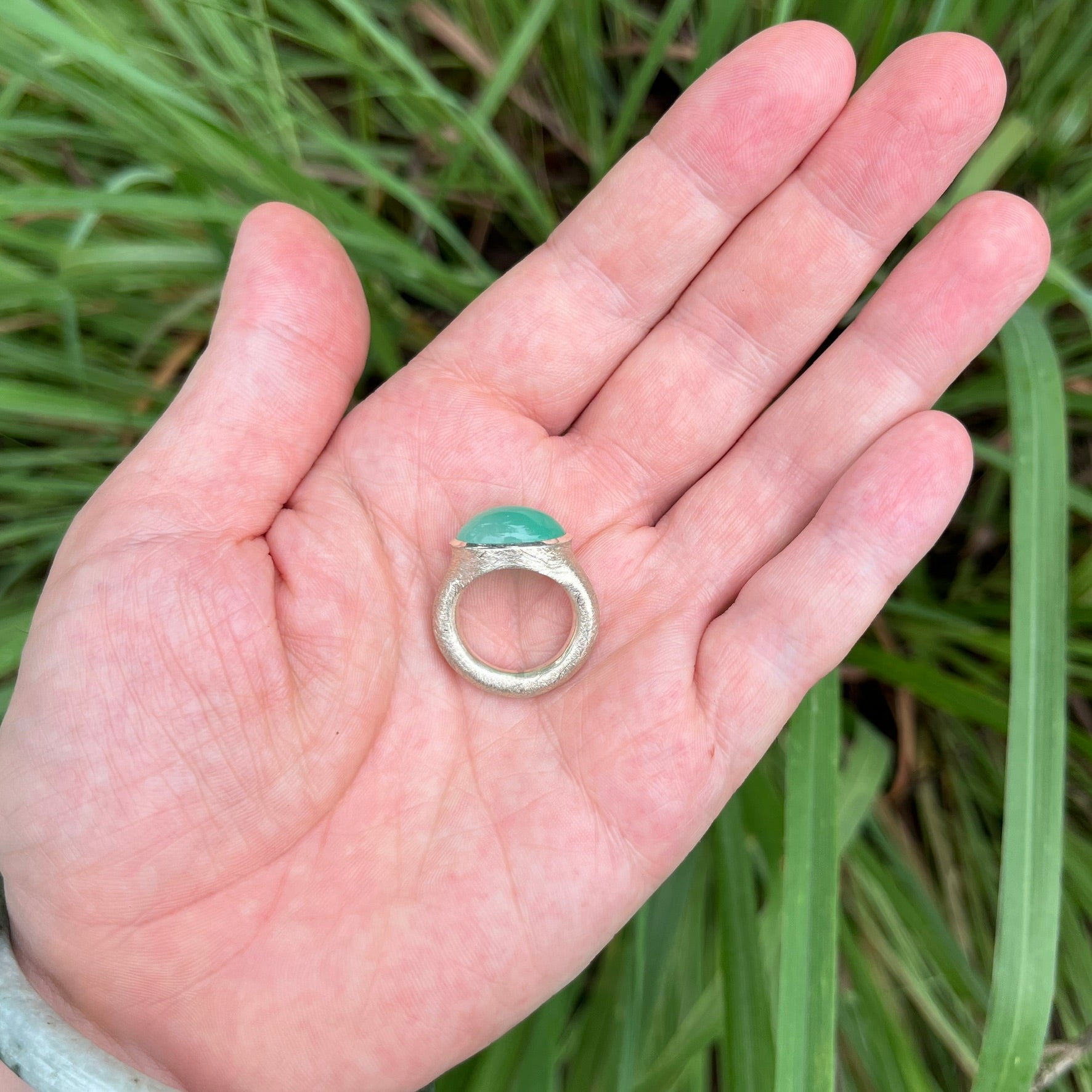 Natural Chrysoprase Cabochon Ring
