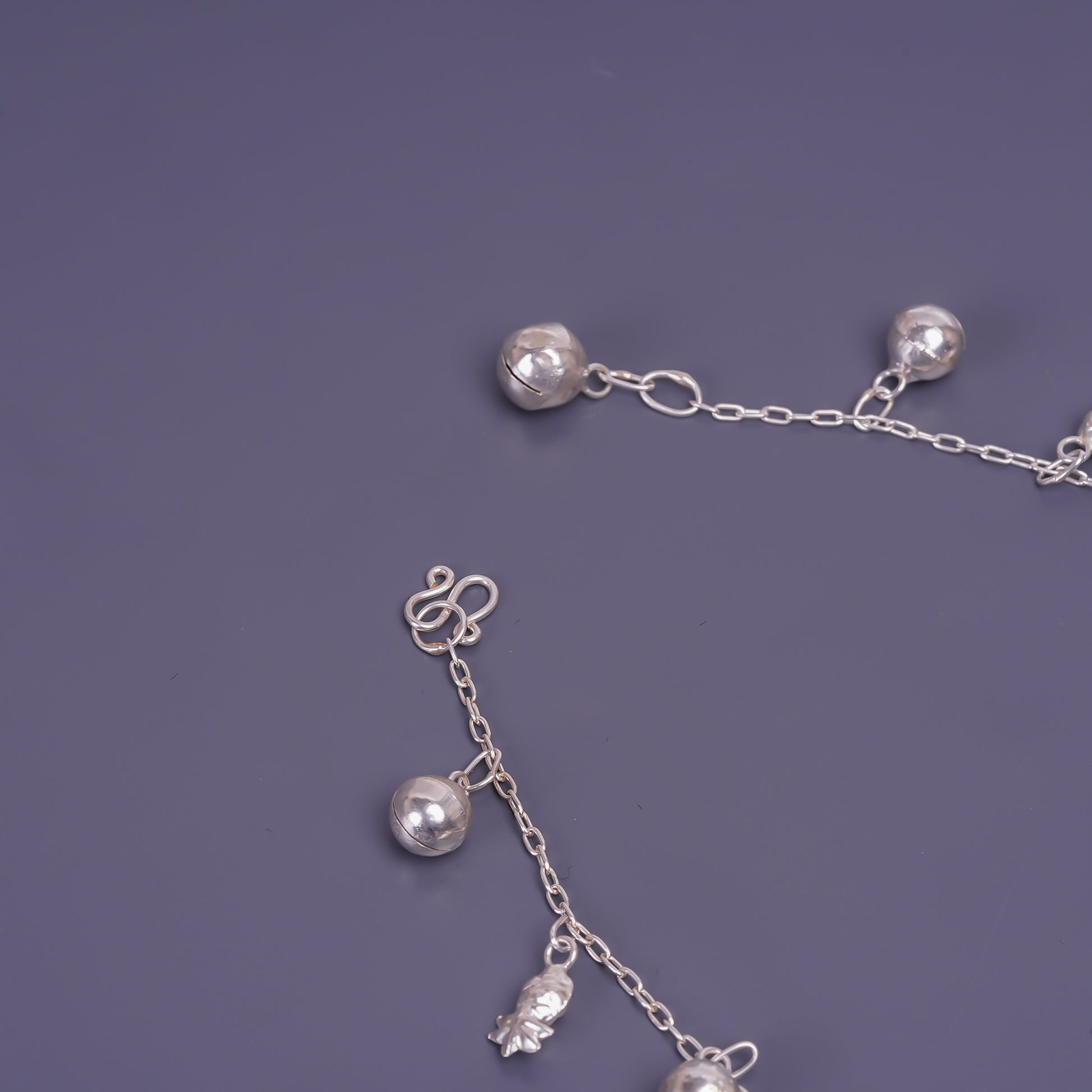 men and women silver bracelet 
