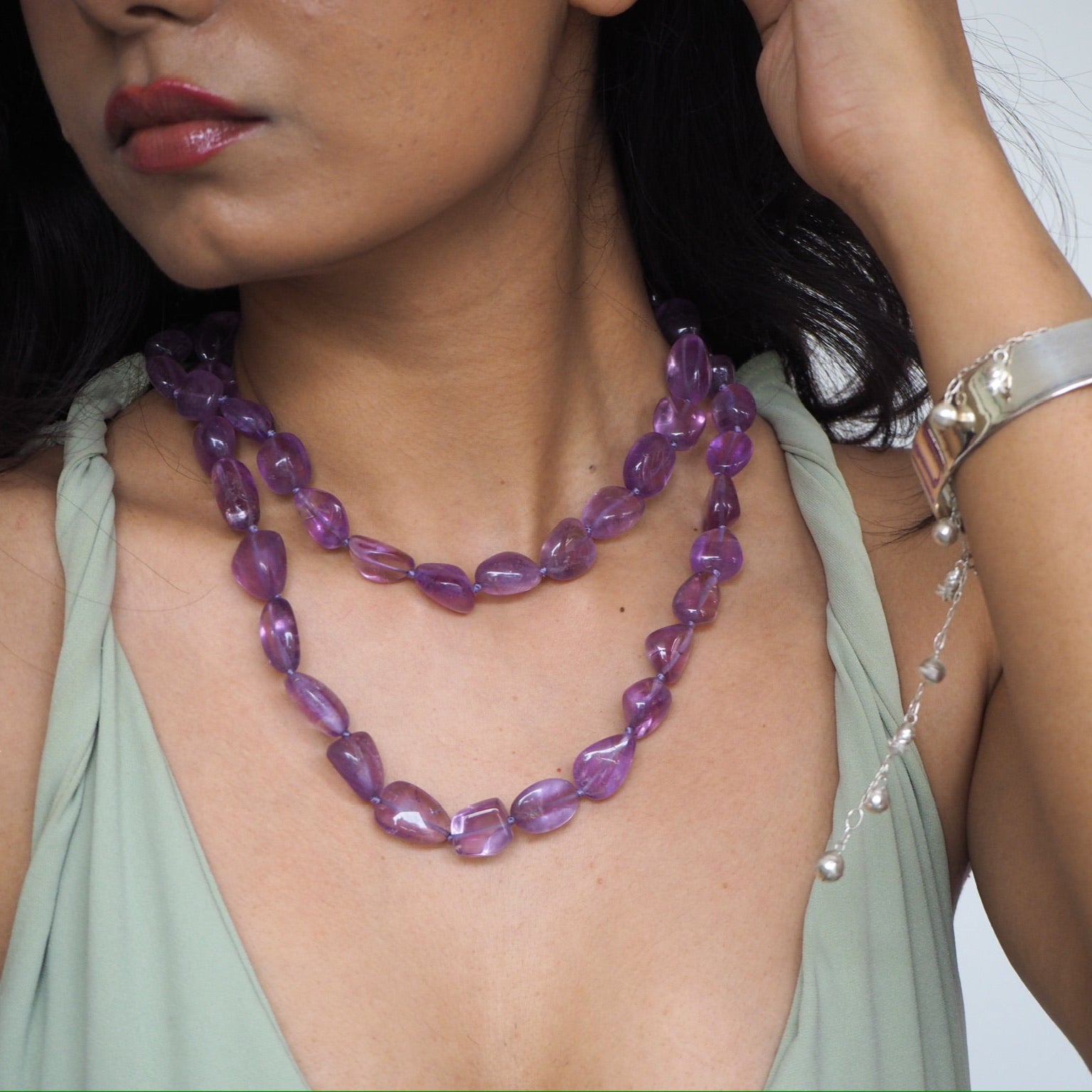 long strand of amethyst beads